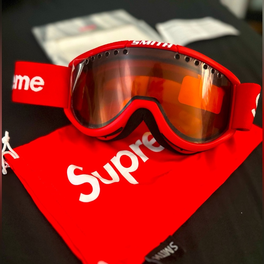 Supreme x Smith Cariboo OTG Ski Goggles